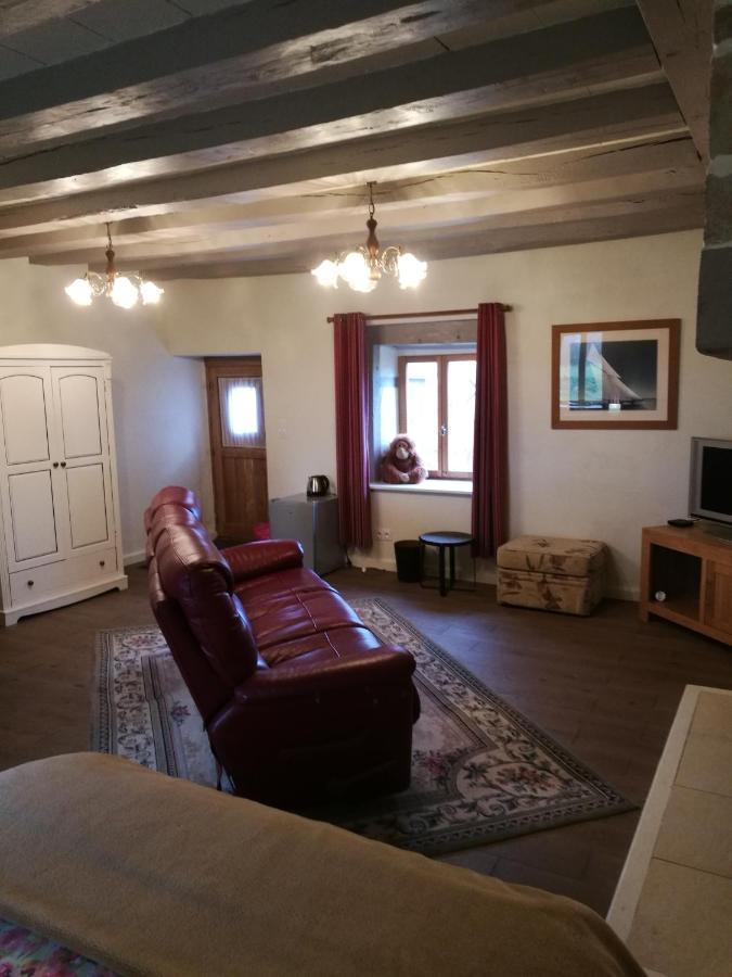 Bed and Breakfast Chez Pastuso Brigueuil-le-Chantre Zewnętrze zdjęcie
